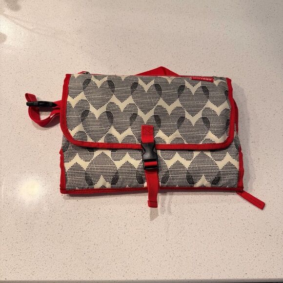 Skip Hop Handbags - Skip Hop Pronto Portable Changing Station Clutch Gray Chevron Red Baby OS